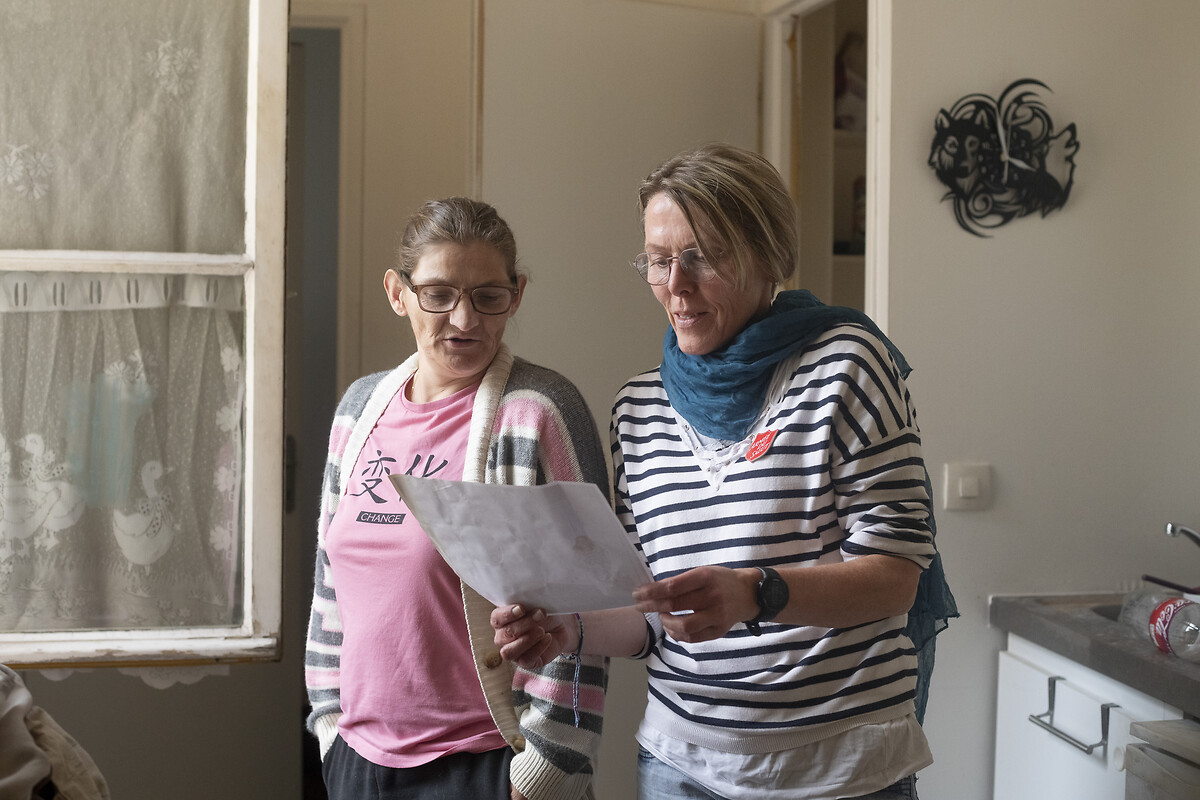 Pension de famille au sein de la Résidence Charles Péan à Maromme. Dans la chambre de Violette (41), avec Séverine (TS).